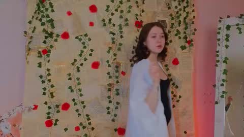 Snapshot of mollymmay chatting on 02.14.26 Molly online show from 02.14.26