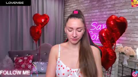Snapshot of mollynay chatting on 02.15.25 hi im Molly heregreat boobs big heart warm pussy online show from 02.15.25