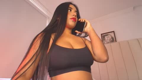 Molly  online show from 02.14.25