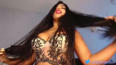 Molly  online show from 09.09.25