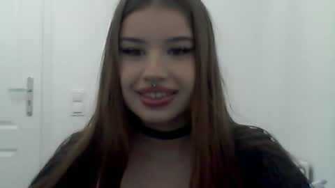 Molly online show from 07.10.26