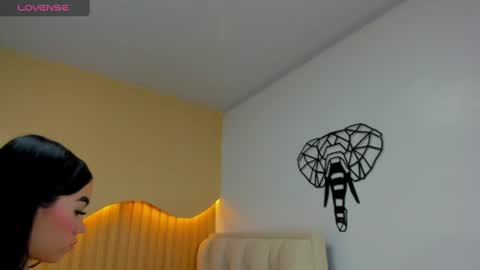 MOLLY online show from 06.23.26