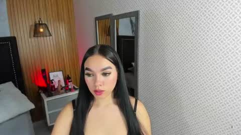 MOLLY online show from 07.01.26