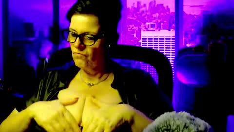 MollySun Nina Randmann online show from 11.24.25