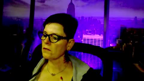 MollySun Nina Randmann online show from 12.04.25