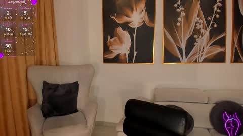 Molly Sunders online show from 10.14.25