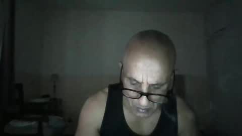 moment71200 online show from 11.20.25