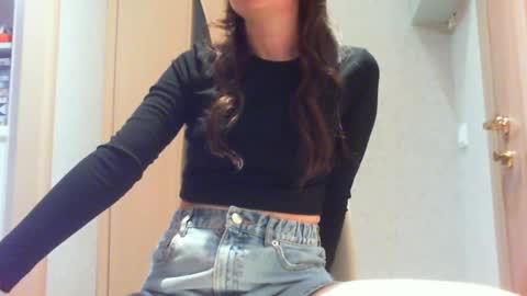 Hailey online show from 12.01.24