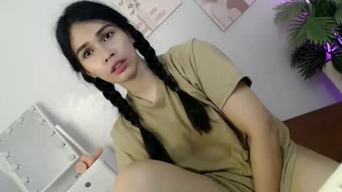 MOMIKHEM online show from 05.26.26
