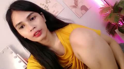 MOMIKHEM online show from 05.29.26