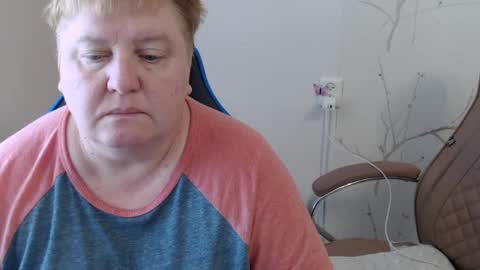 Mommy99X online show from 06.16.26