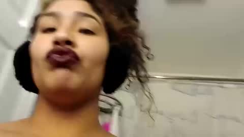 Mommy bubbles online show from 01.11.25