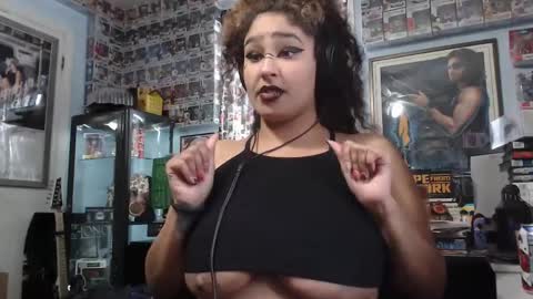 Mommy bubbles online show from 02.13.25