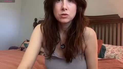 Snapshot of mommygoddessl chatting on 06.15.26 Goddess L online show from 06.15.26