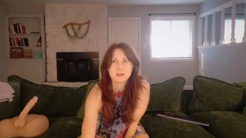 Snapshot of mommygoddessl chatting on 06.27.26 Goddess L online show from 06.27.26