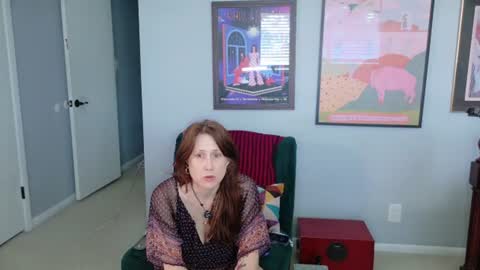 Snapshot of mommygoddessl chatting on 07.02.26 Goddess L online show from 07.02.26