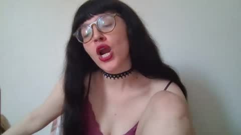 Mommynatrix online show from 07.09.26