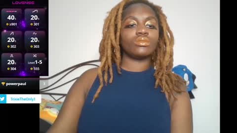 Snapshot of mommytrixie chatting on 09.27.25 Mommy Trixie online show from 09.27.25