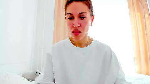 Mona online show from 02.26.25