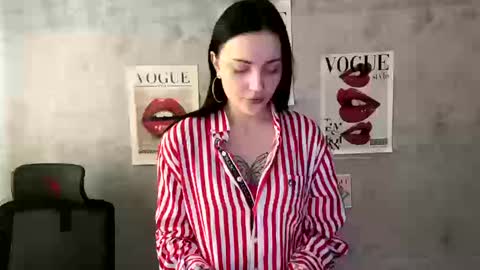 Snapshot of mona_fox chatting on 02.27.26 Mona online show from 02.27.26