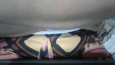 Snapshot of mona_sky chatting on 11.30.25 mona_sky online show from 11.30.25