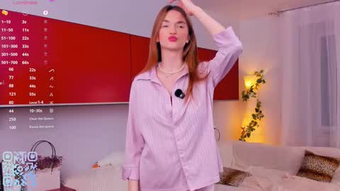 Mona online show from 10.08.25