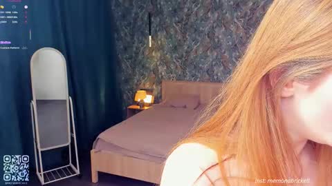 Mona online show from 11.26.25