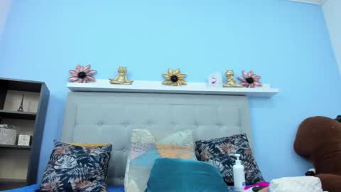 paola online show from 02.09.26