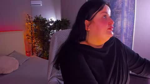 Monica online show from 10.15.25