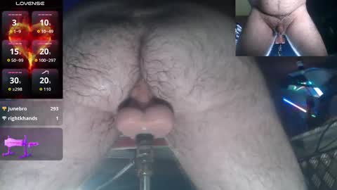 Snapshot of monegg chatting on 10.24.25 monegg anal online show from 10.24.25