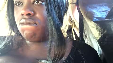 Snapshot of moni_simone chatting on 01.01.25 moni_simone online show from 01.01.25