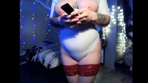 Monica online show from 02.04.25