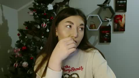 sweet girl and shine body online show from 12.01.25