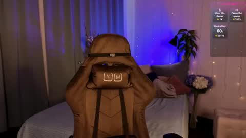 Hi  Im Monica  online show from 06.04.26
