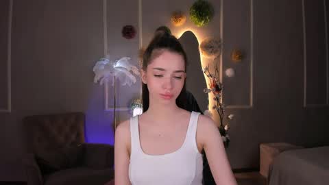 Hi  Im Monica  online show from 06.05.26