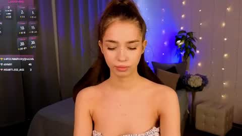 Hi  Im Monica  online show from 06.10.26