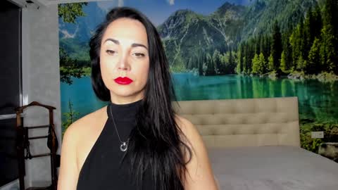Snapshot of monica_weisss chatting on 01.16.25 monica_weisss online show from 01.16.25
