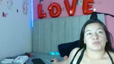 Snapshot of monickhot303av chatting on 02.26.25 monickhot303av online show from 02.26.25