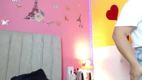 Snapshot of monickhot303av chatting on 09.12.25 monickhot303av online show from 09.12.25