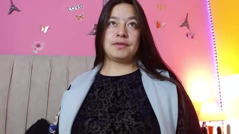 Snapshot of monickhot303av chatting on 10.08.25 monickhot303av online show from 10.08.25