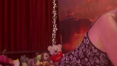 Monika    online show from 04.12.26