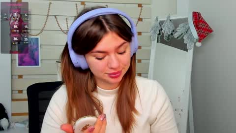Snapshot of monika_youu chatting on 12.21.24 Monika online show from 12.21.24
