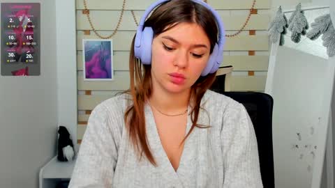 Snapshot of monika_youu chatting on 12.22.24 Monika online show from 12.22.24