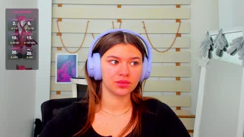 Snapshot of monika_youu chatting on 12.29.24 Monika online show from 12.29.24