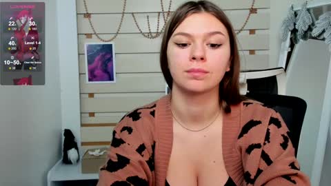 Snapshot of monika_youu chatting on 01.10.25 Monika online show from 01.10.25
