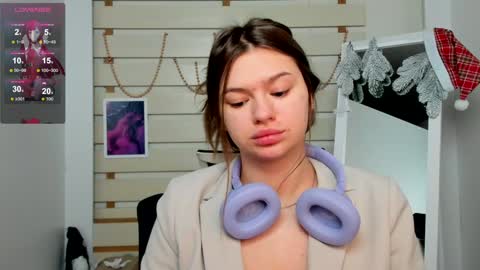 Snapshot of monika_youu chatting on 01.17.25 Monika online show from 01.17.25