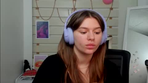 Snapshot of monika_youu chatting on 02.23.25 Monika online show from 02.23.25