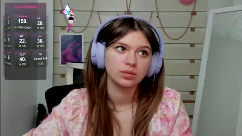 Snapshot of monika_youu chatting on 03.08.25 Monika online show from 03.08.25