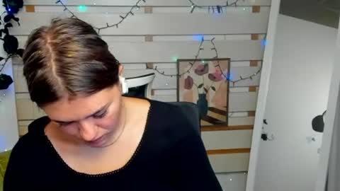 Snapshot of monika_youu chatting on 06.19.26 Monika online show from 06.19.26