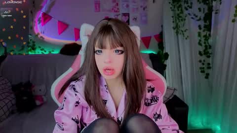 Snapshot of monikamayson chatting on 12.16.25 Monika online show from 12.16.25